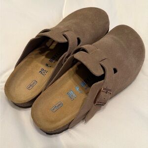 Birkenstock womens Brown Suede Clogs